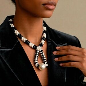 Vintage Elegant Black and White Beaded Necklace
